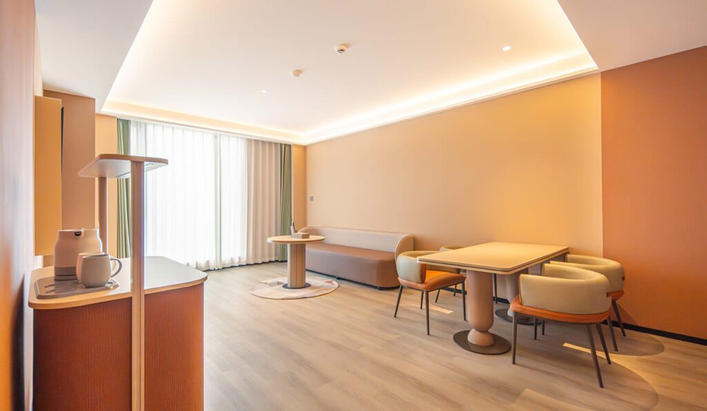 Leston Hotel Superior Room